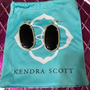 Gently used black Danielle Kendra Scott earrings.